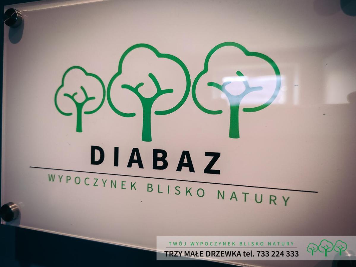 Trzy Male Drzewka Apartment Wielka Wies  Luaran gambar